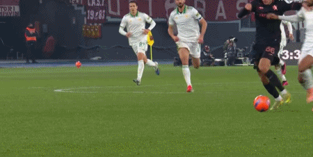 Crowns Sports-意大利杯都灵3-2罗马晋级八强，切-亚当斯双响，伊尔克汗绝杀